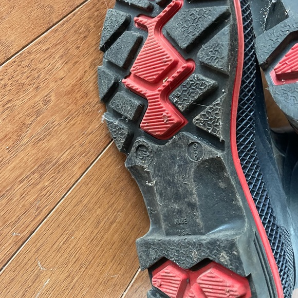 Cute rain boots size 9 for all weather - Picture 4 of 4